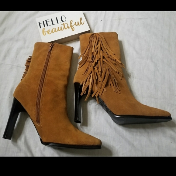 VTG Suede Fringe Boots - Picture 4 of 8